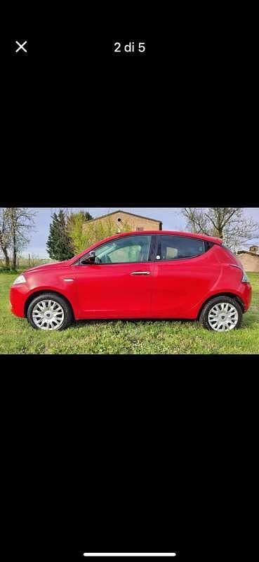 Usata Lancia Ypsilon 69 CV (50 kW) 2015 Utilitaria