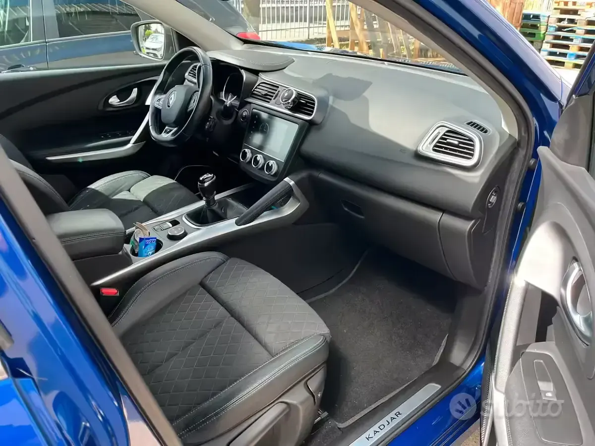 Usado Renault Kadjar 159 CV (116 kW) 2019 Azul SUV