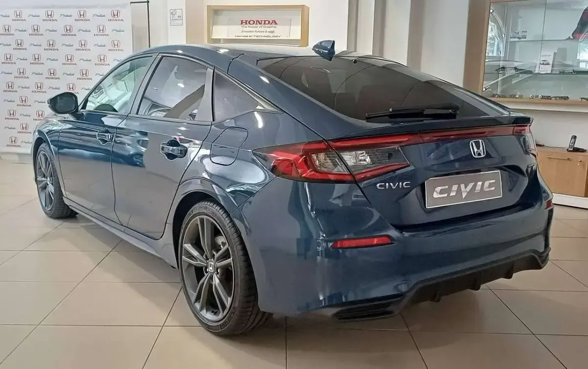 Nuova Honda Civic Sport 143 CV (105 kW) 2026 Blu/azzurro Berlina