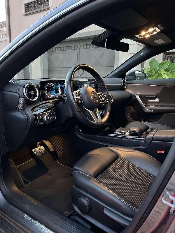 Usata Mercedes CLA180 116 CV (85 kW) 2020 Berlina