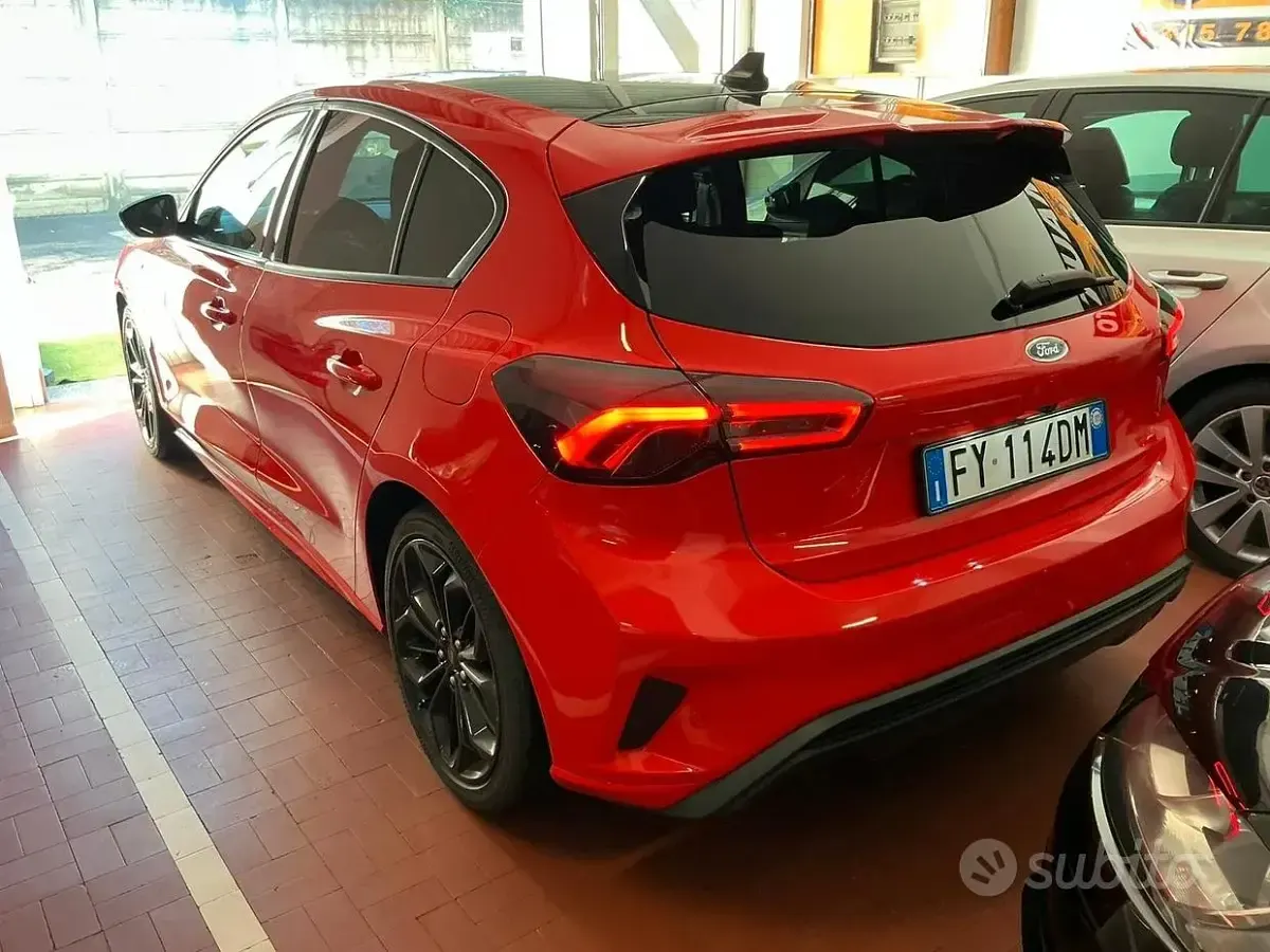 Usata Ford Focus ST-Line 125 CV (91 kW) 2019 Rosso Berlina