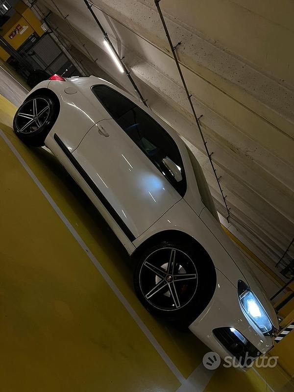 Usata VW Scirocco 2009 Bianco Coupé