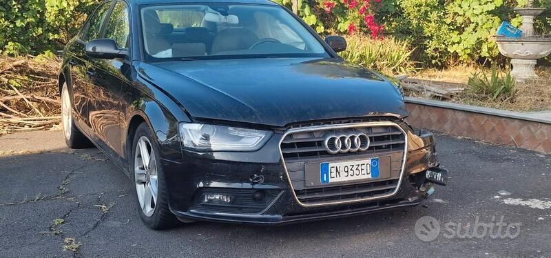 Usata Audi A4 177 CV (130 kW) 2012 Nero Berlina
