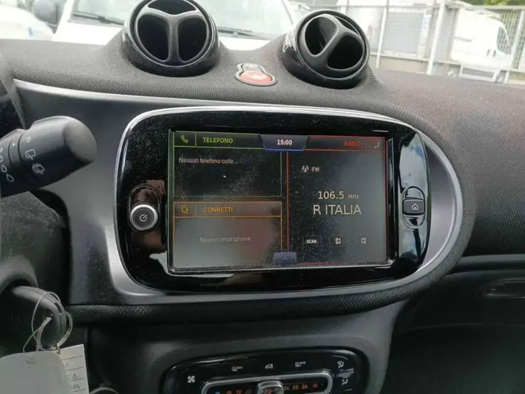 Usata Smart ForTwo Coupé Passion 41 kW (56 CV) 2021 Nero Utilitaria
