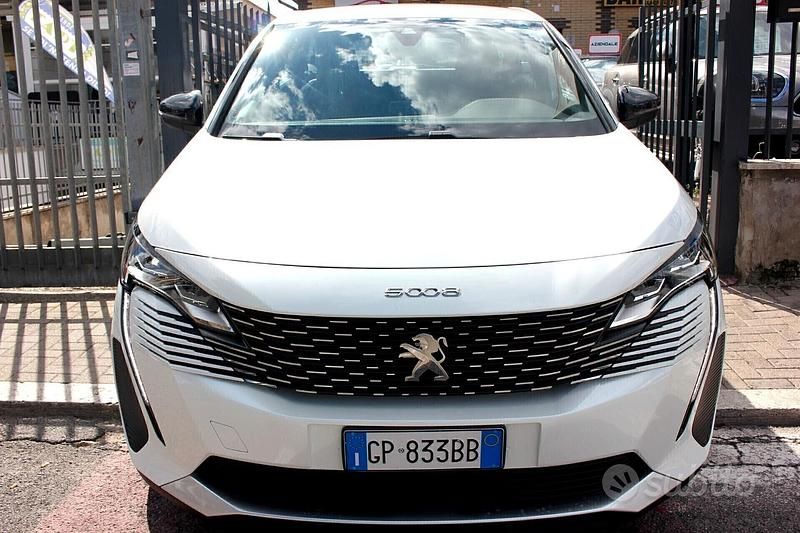 Usata Peugeot 5008 131 CV (96 kW) 2023 Bianco SUV