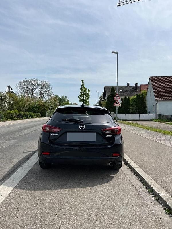 Usata Mazda 3 Evolve 105 CV (77 kW) 2017 Nero Berlina