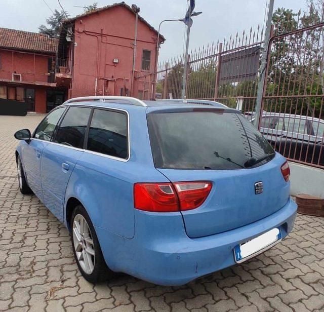 Usata Seat Exeo Style 143 CV (105 kW) 2012 Blu Station wagon