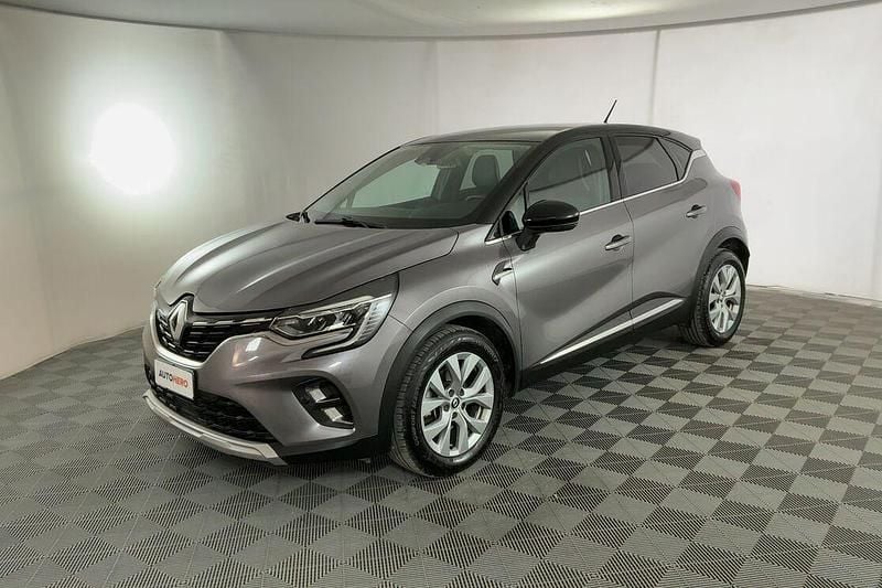 Usata Renault Captur Intens 143 CV (105 kW) 2022 Grigio SUV