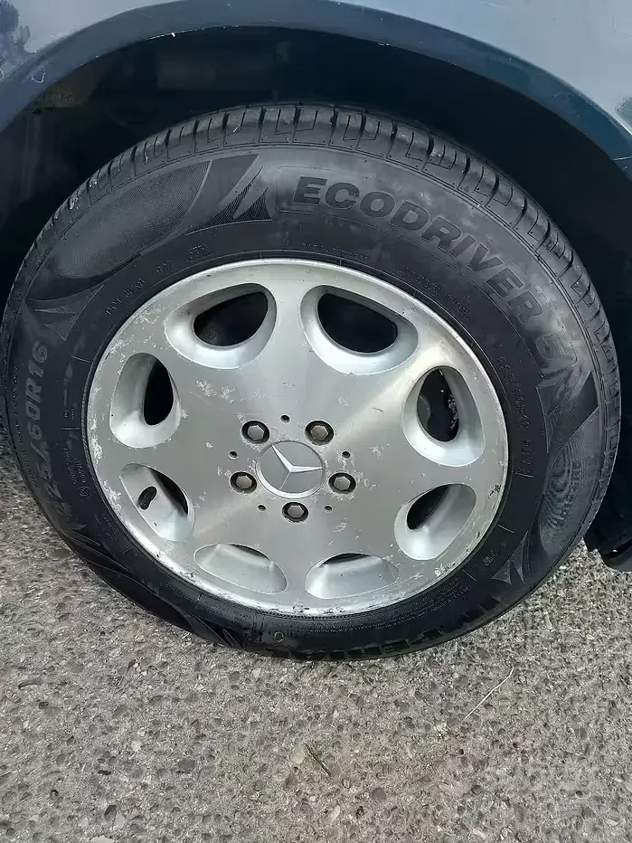 Usata Mercedes 320 231 CV (169 kW) 1996 Blu Berlina