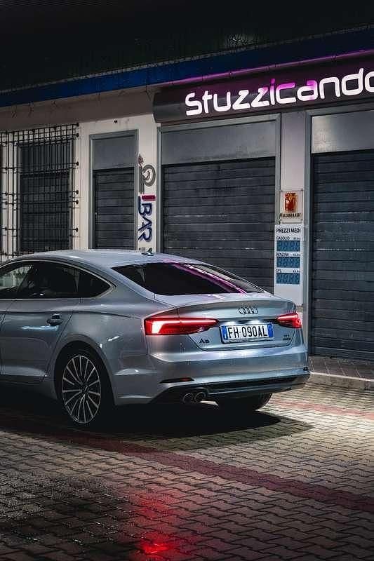 Usata Audi A5 Sport 190 CV (139 kW) 2017 Coupé