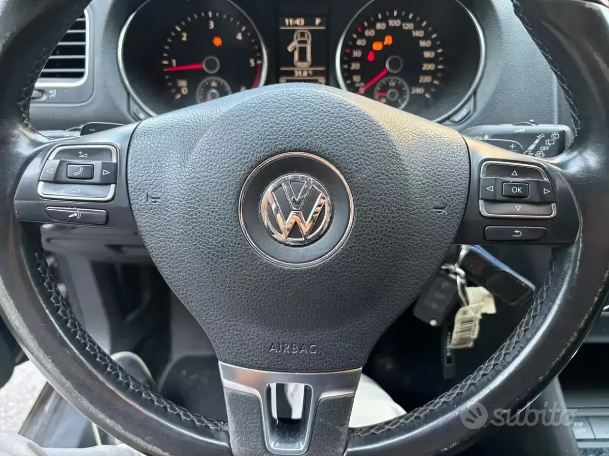Usata VW Golf VI Highline 140 CV (102 kW) 2009 Blu Berlina