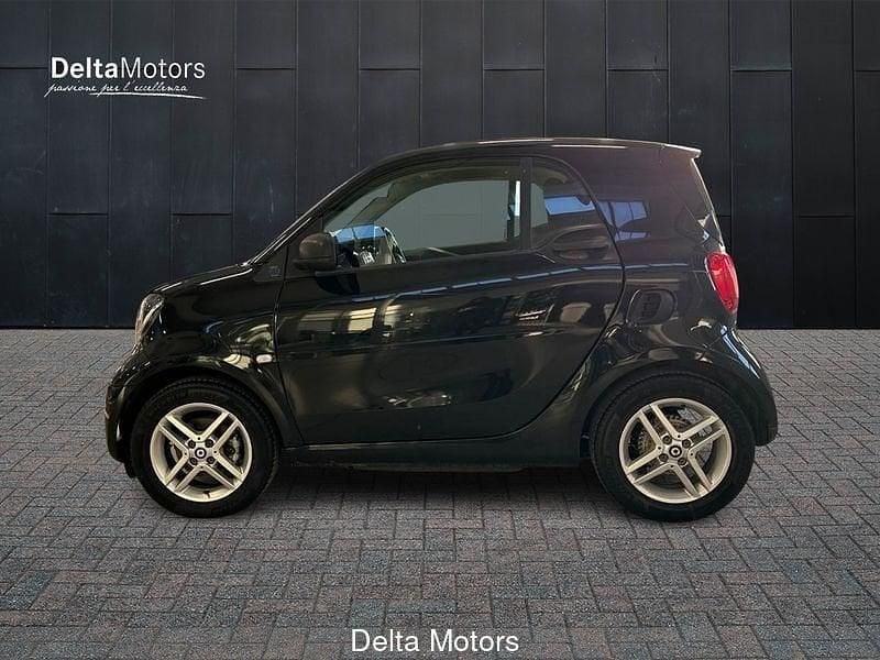 Usata Smart ForTwo Coupé Pure 60 kW (82 CV) 2021 Bianco Utilitaria