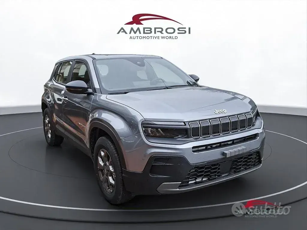 Ny Jeep Avenger Longitude 101 HK (74 kW) 2026 Grå SUV