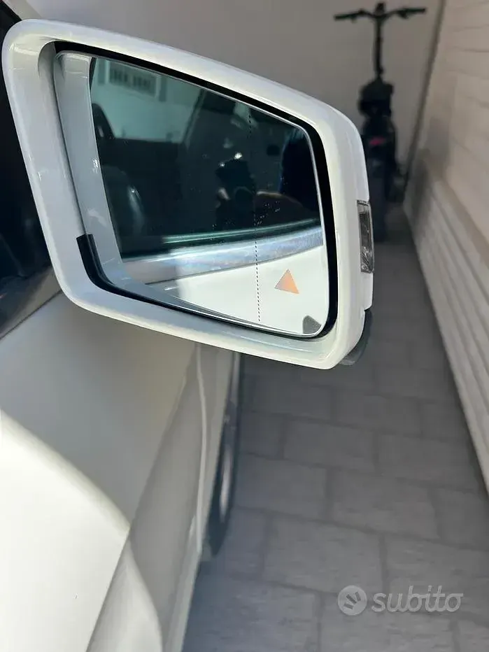 Usata Mercedes B180 109 CV (80 kW) 2017 Bianco Utilitaria