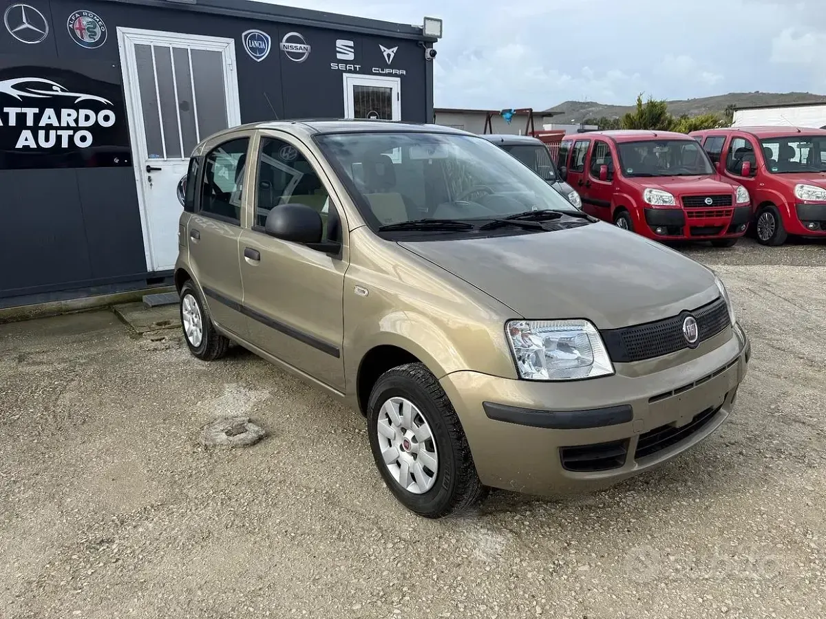 Usata Fiat Panda Dynamic 69 CV (50 kW) 2011 Marrone Utilitaria