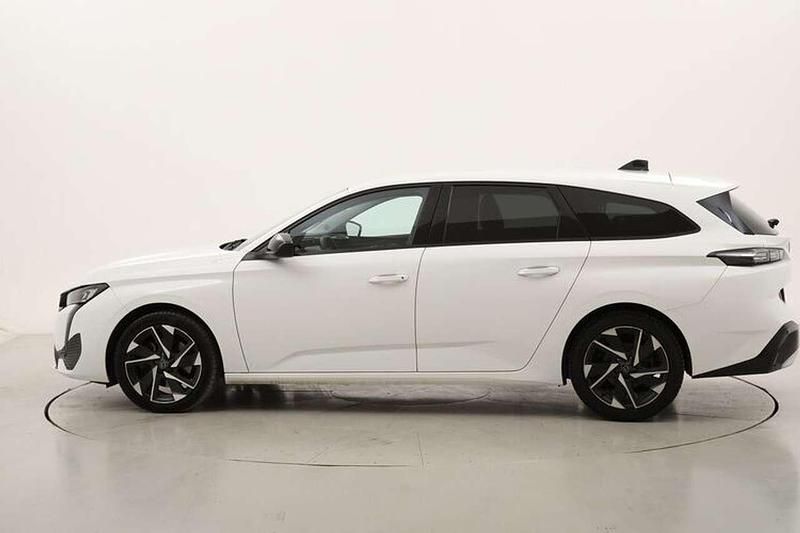 Usata Peugeot 308 SW Allure 131 CV (96 kW) 2022 Bianco Station wagon