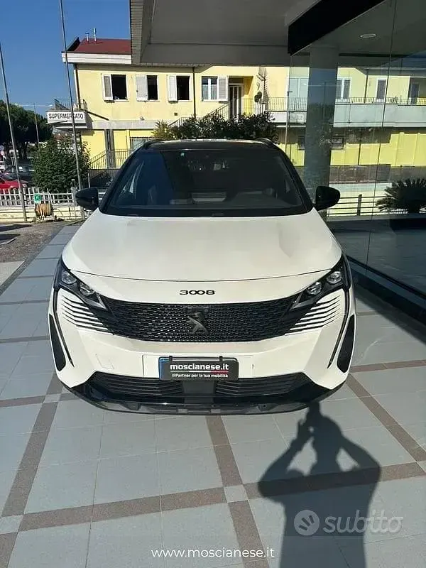 Usata Peugeot 3008 GT 130 CV (95 kW) 2022 Bianco SUV