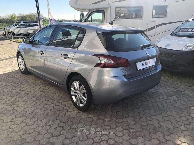 Usata Peugeot 308 Active 92 CV (67 kW) 2014 Argento Berlina