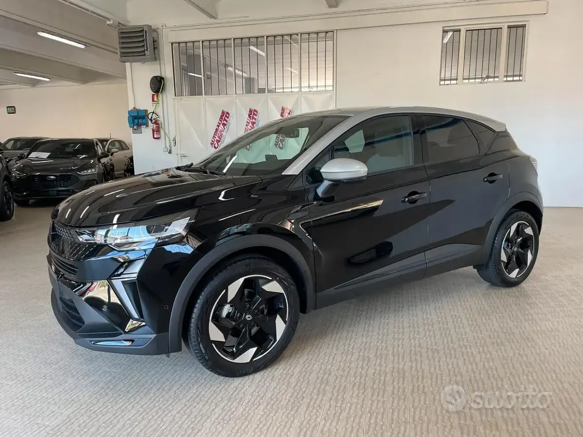 Nuova Renault Captur Techno 101 CV (74 kW) 2025 Nero SUV