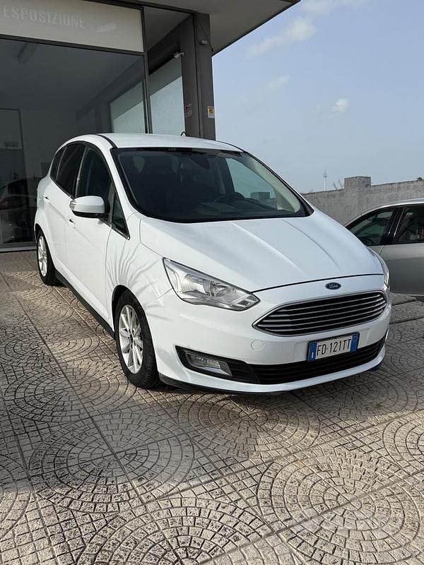 Begagnad Ford C-MAX Titanium 120 HK (88 kW) 2016 Vit Minibuss