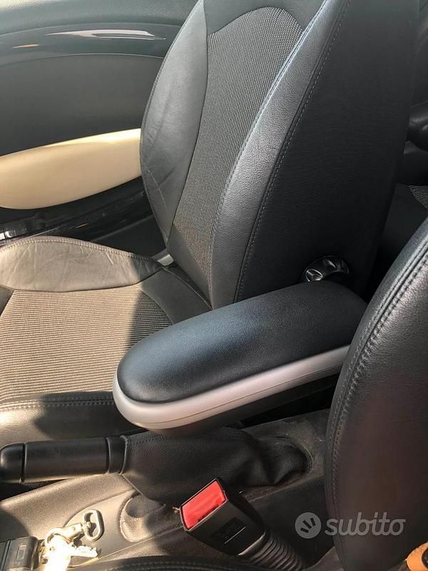 Usata Mini ONE 75 CV (55 kW) 2010 Nero Utilitaria