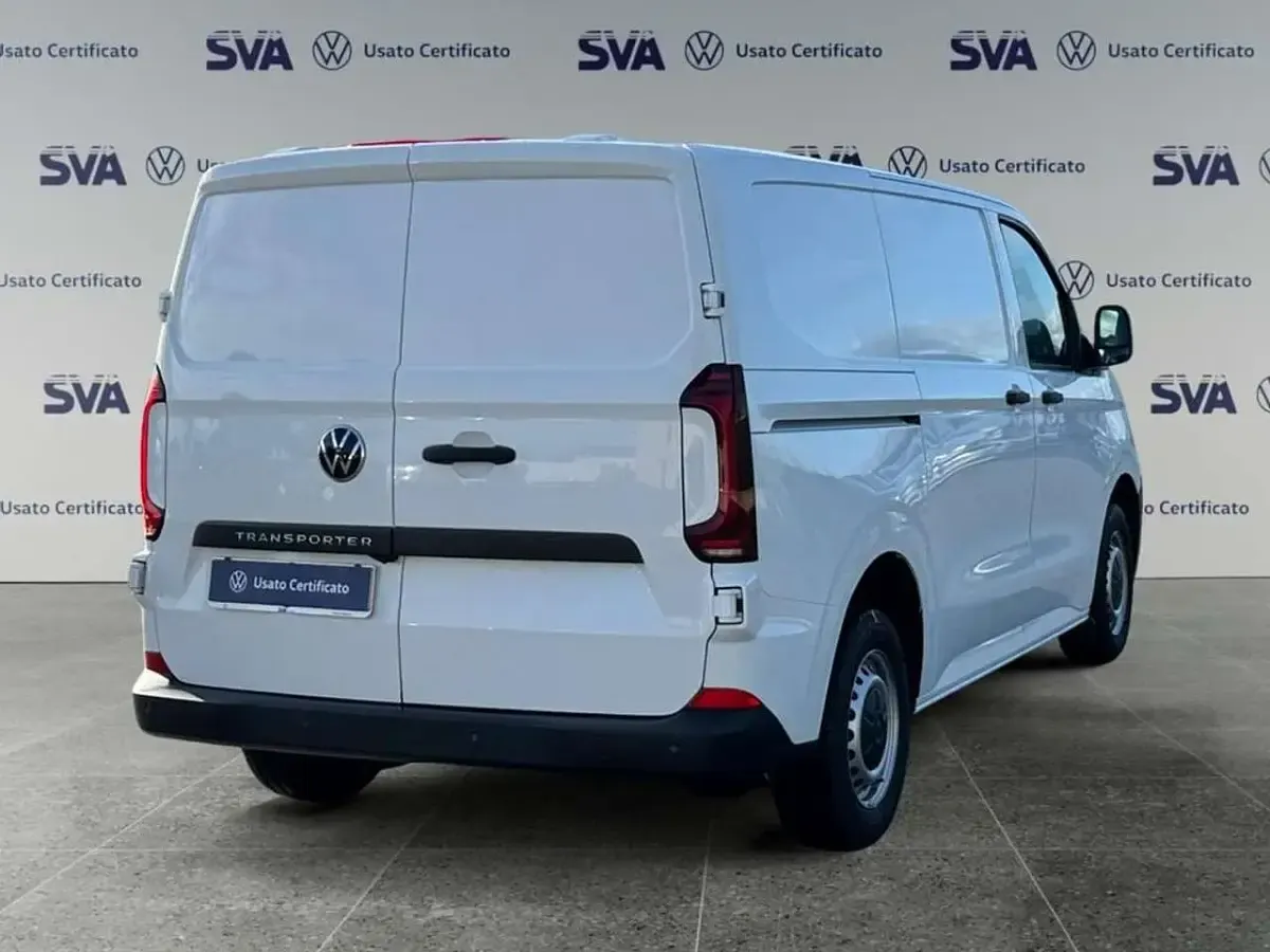 Nuova VW T7 110 CV (80 kW) 2025 Clear white pastello Furgone