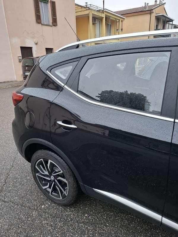 Usata MG ZS Luxury 111 CV (81 kW) 2023 Berlina