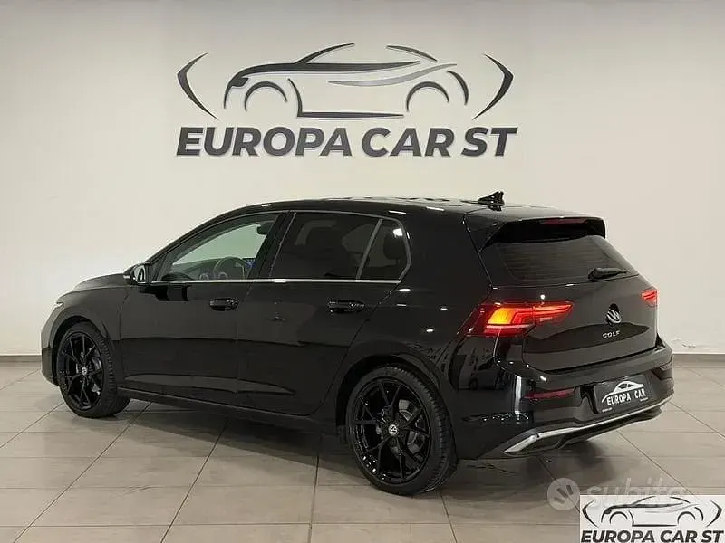 Usata VW Golf VIII Style 150 CV (110 kW) 2025 Nero Berlina