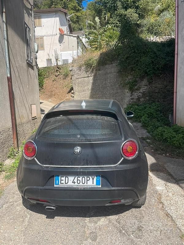 Usata Alfa Romeo MiTo 95 CV (69 kW) 2010 Nero Utilitaria