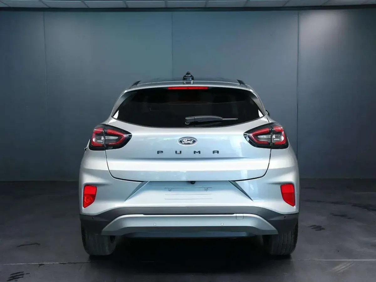 Usata Ford Puma Titanium 125 CV (91 kW) 2025 Argento SUV