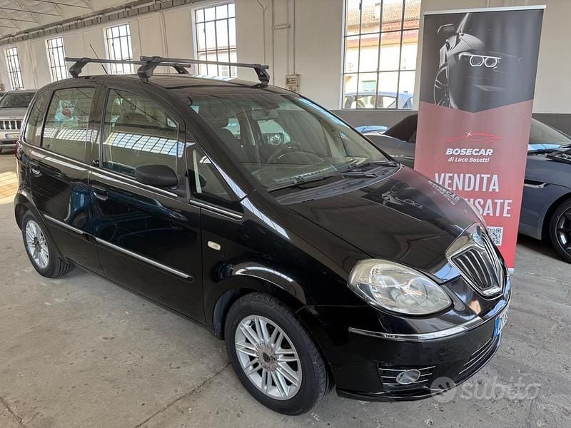 Usata Lancia Musa 77 CV (56 kW) 2009 Nero Monovolume