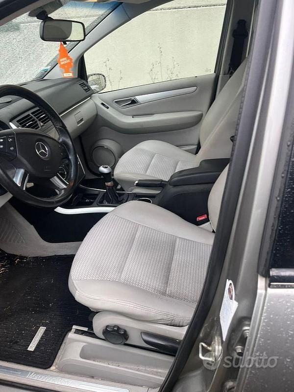 Usata Mercedes B200 2007 Monovolume