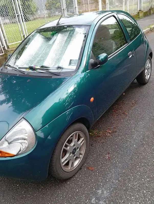 Usata Ford Ka Collection 60 CV (44 kW) 2001 Verde Utilitaria