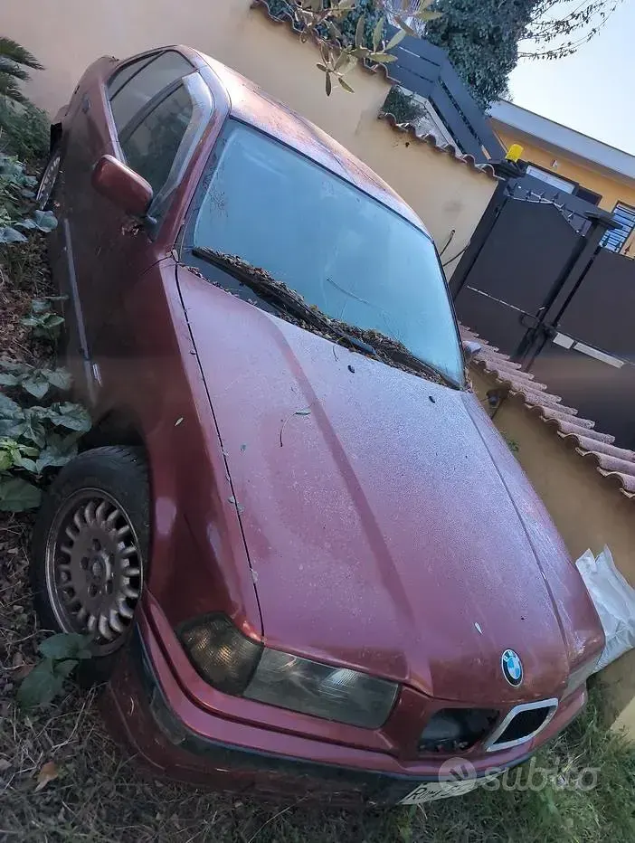 Usata BMW 318 140 CV (102 kW) 1994 Rosso Berlina