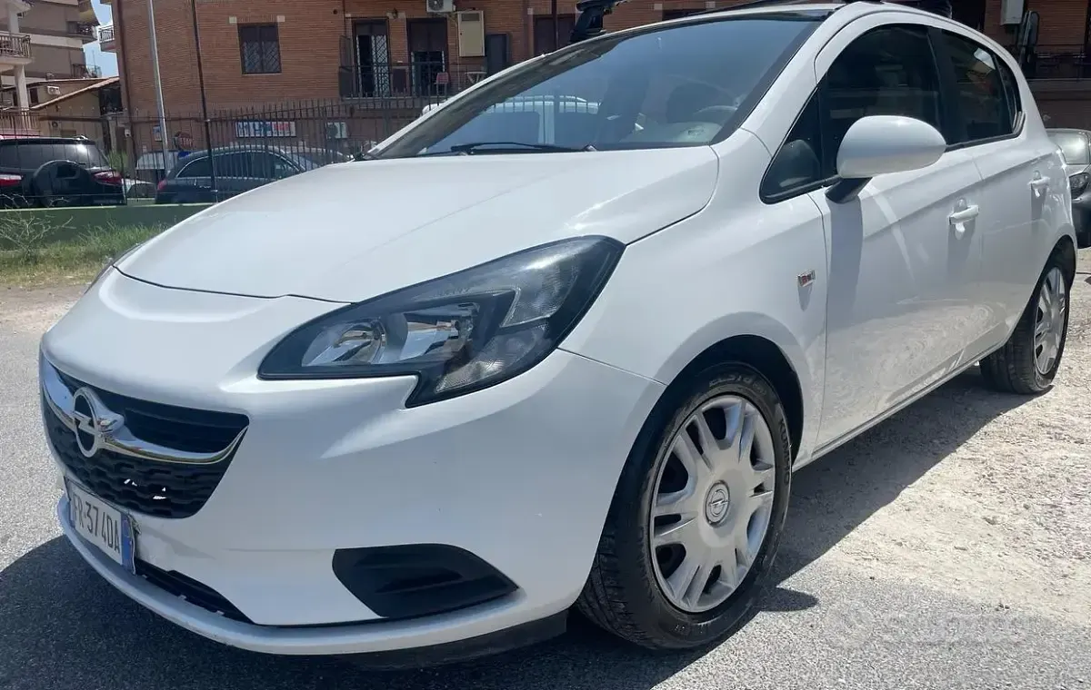 Usata Opel Corsa 90 CV (66 kW) 2018 Bianco Utilitaria