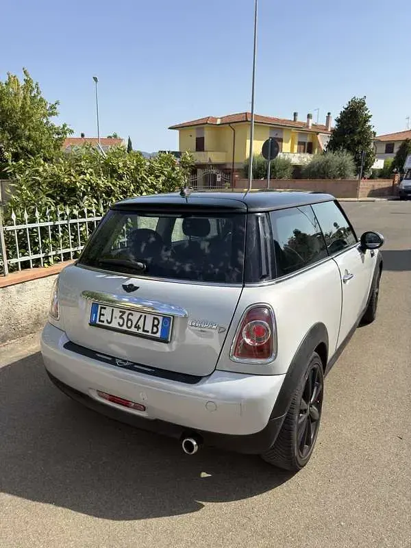Usata Mini Cooper D 111 CV (81 kW) 2011 Utilitaria