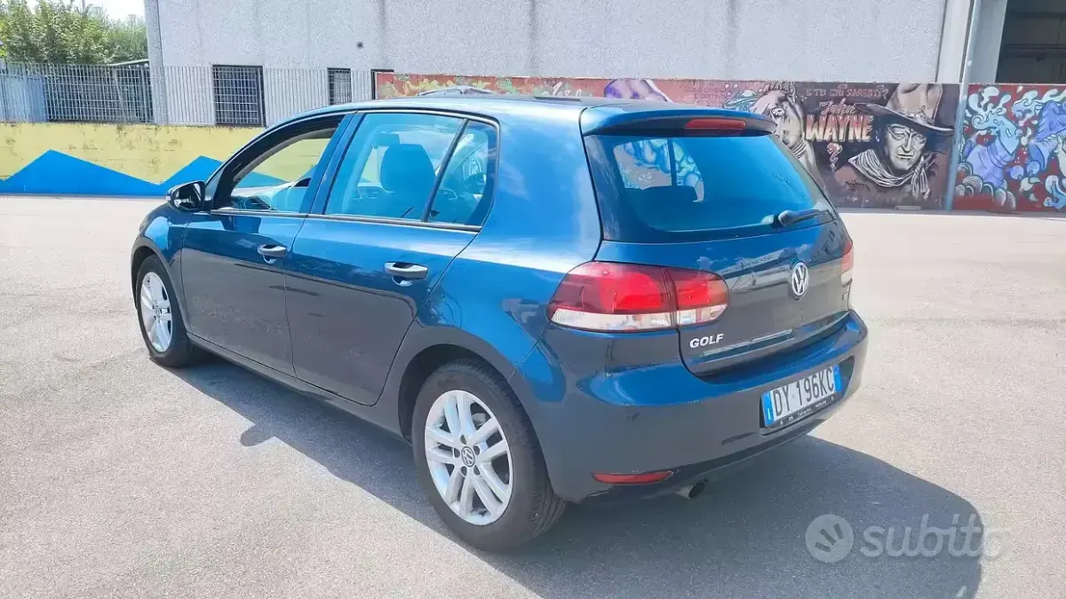 Usata VW Golf VI Highline 105 CV (77 kW) 2010 Blu Utilitaria