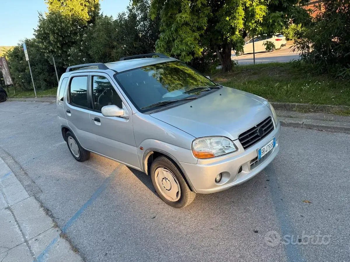 Usata Suzuki Ignis 83 CV (61 kW) 2001 Utilitaria
