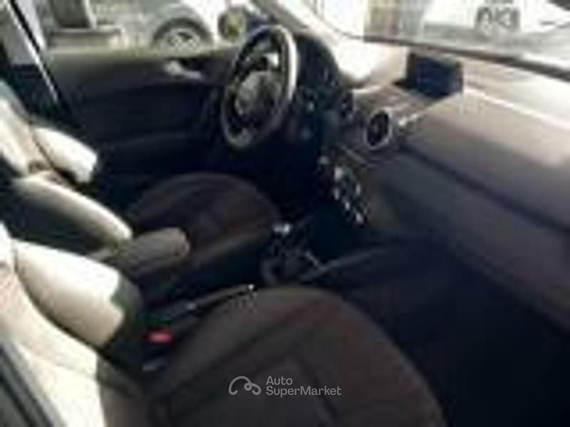 Usata Audi A1 95 CV (69 kW) 2018 Blu Utilitaria