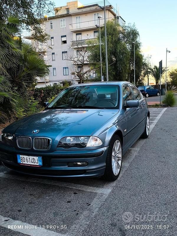 Usata BMW 320 150 CV (110 kW) 1999 Grigio Berlina