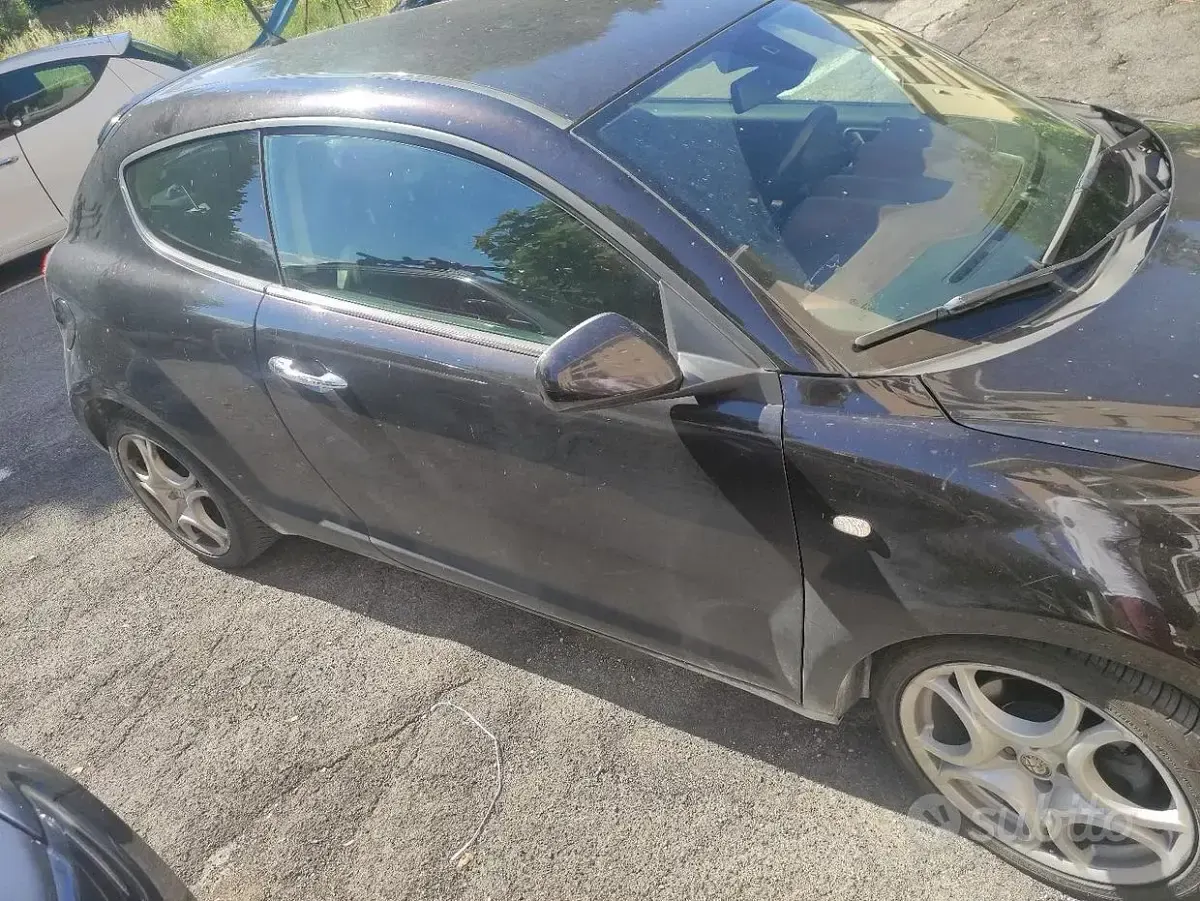Usata Alfa Romeo MiTo 120 CV (88 kW) 2009 Nero Utilitaria