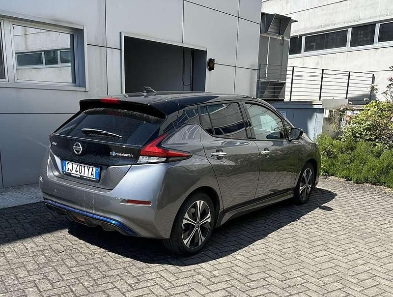 Usata Nissan Leaf N-Connecta 89 kW (122 CV) 2022 Utilitaria
