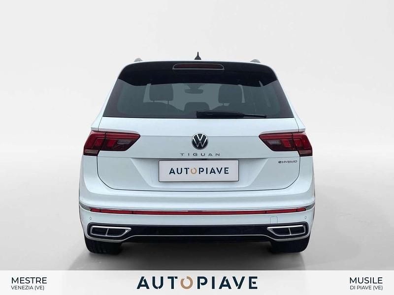 Usata VW Tiguan R-line 245 CV (180 kW) 2022 Bianco SUV