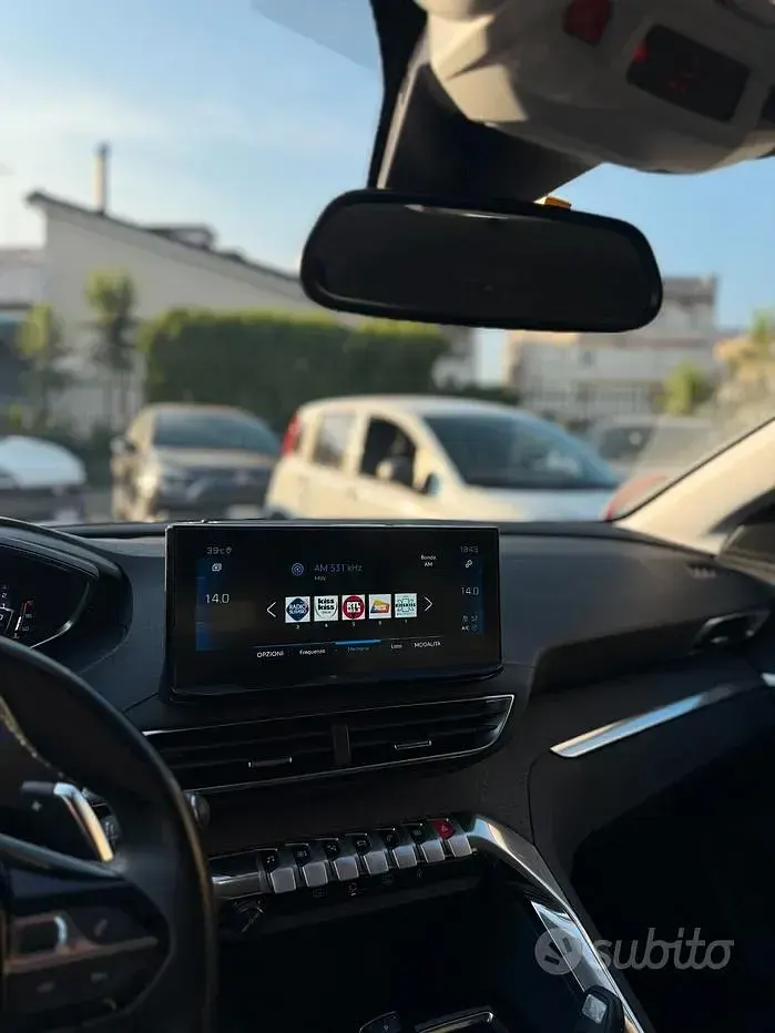 Usata Peugeot 3008 Allure 131 CV (96 kW) 2022 Grigio SUV