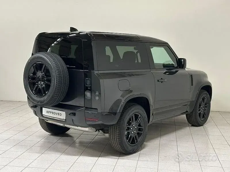 Nuova Land Rover Defender SE Dynamic 200 CV (147 kW) 2025 Grigio SUV