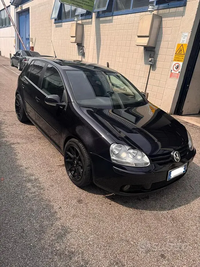 Usata VW Golf IV 102 CV (75 kW) 2006 Nero Berlina