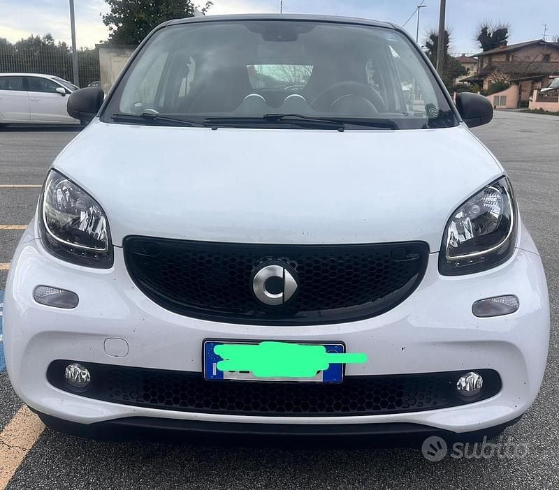 Usata Smart ForFour 2018 Bianco Utilitaria