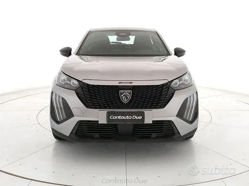 Nuova Peugeot 2008 Style 100 CV (73 kW) 2026 Grigio SUV