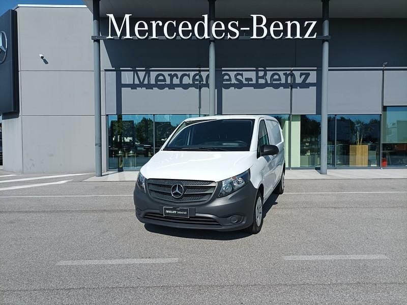 Usata Mercedes Vito 136 CV (100 kW) 2021 Bianco Furgone
