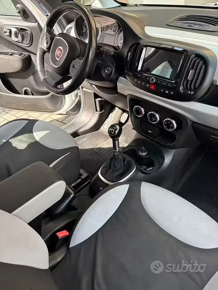 Usata Fiat 500L Lounge 85 CV (62 kW) 2013 Grigio Monovolume